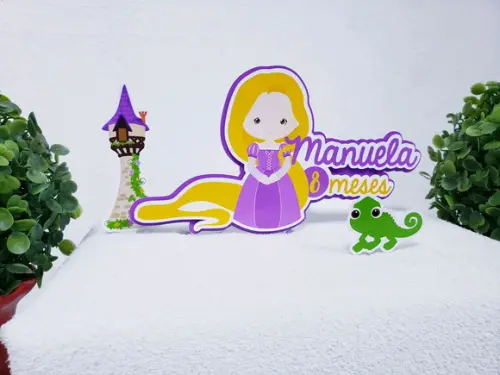 Topo de Bolo Rapunzel Enrolados com Apliques Mesversário