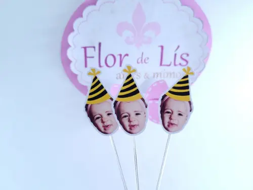 Topper de Doces Rostinho Abelhinha com Foto e Chapeuzinho