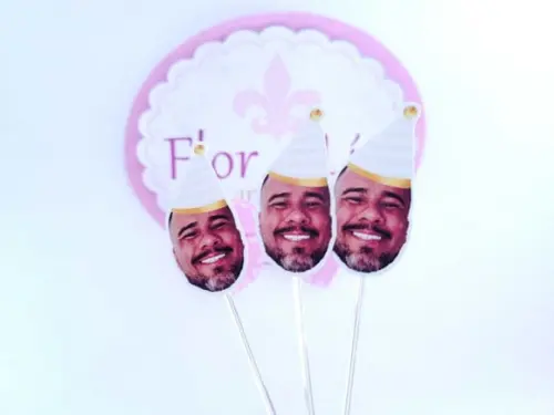 Topper de Doces Rostinho com Foto Bege e Dourado