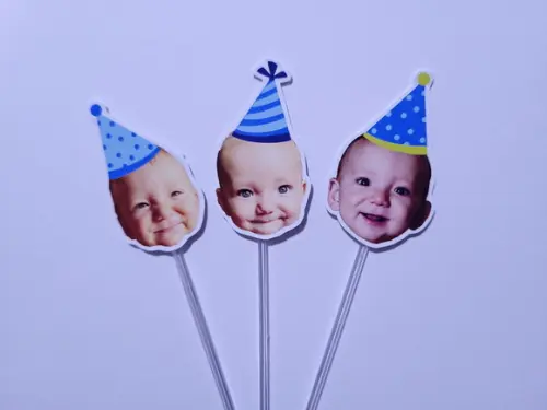 Topper de Docinho Rostinho do Bebê com Foto e Chapeuzinho