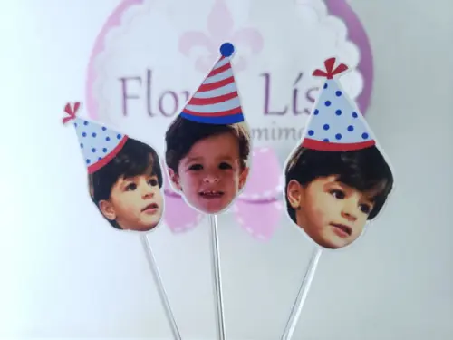 Topper de Docinho Rostinho do Bebê com Foto e Chapeuzinho