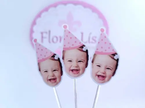Topper de Docinho Rostinho Rosa com Foto e Chapeuzinho