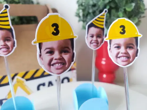 Topper de Docinho Rostinho Obras com Foto e Chapeuzinho