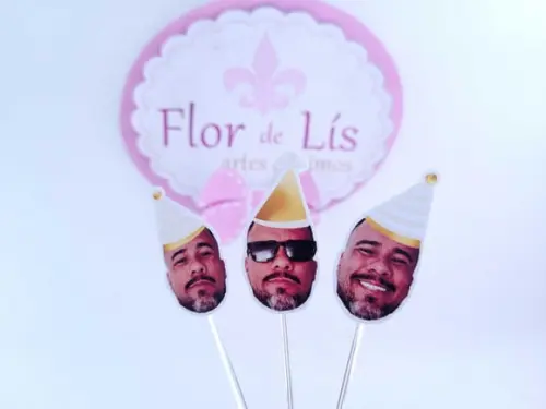 Topper de Docinho Rosto Adulto com Foto Bege e Dourado