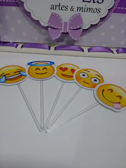 Topper Emojis