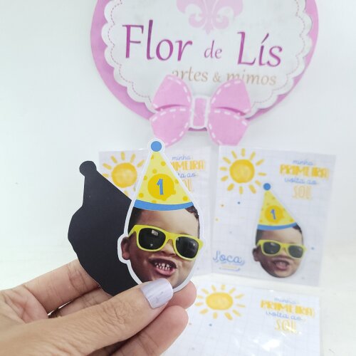 Lembrancinha Volta ao Sol Imã de Geladeira Personalizado Menino Rostinho
