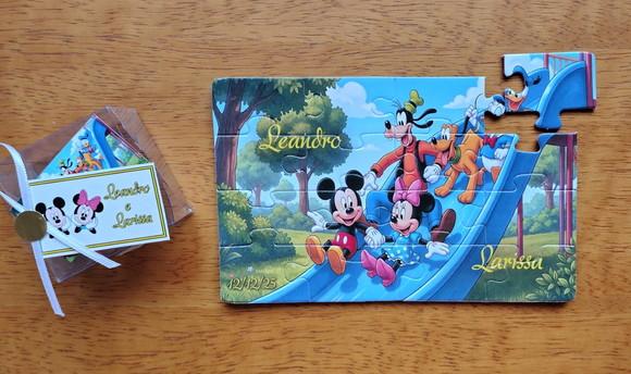 Lembrancinha Personalizada Quebra Cabeça Turma do Mickey