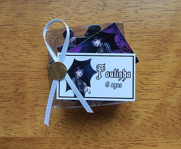 Lembrancinha Personalizada Quebra Cabeça Wandinha