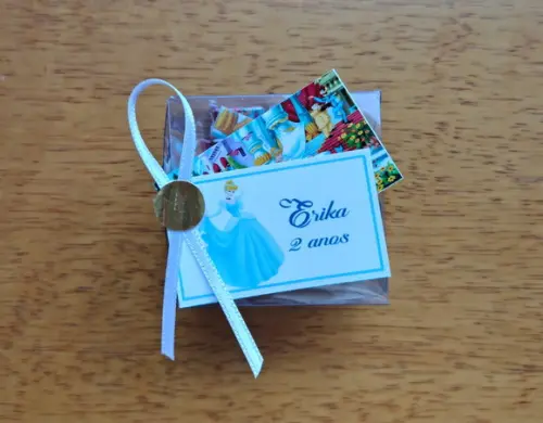 Lembrancinha Personalizada Quebra Cabeça Cinderela