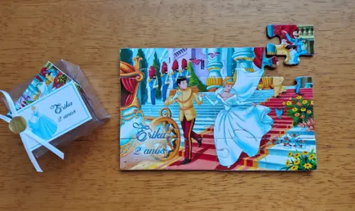 Lembrancinha Personalizada Quebra Cabeça Cinderela