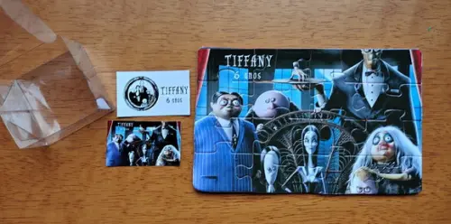 Lembrancinha Personalizada Quebra Cabeça Família Addams