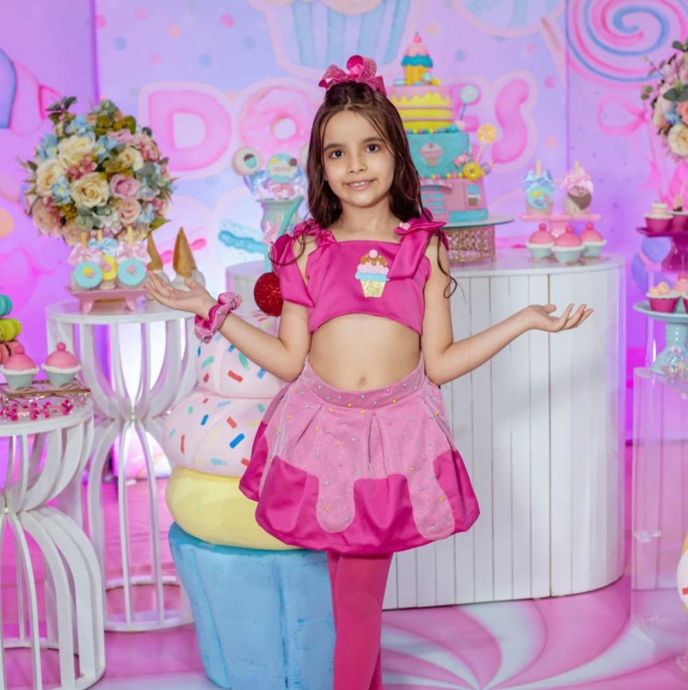 Fantasia Confeitaria Luxo