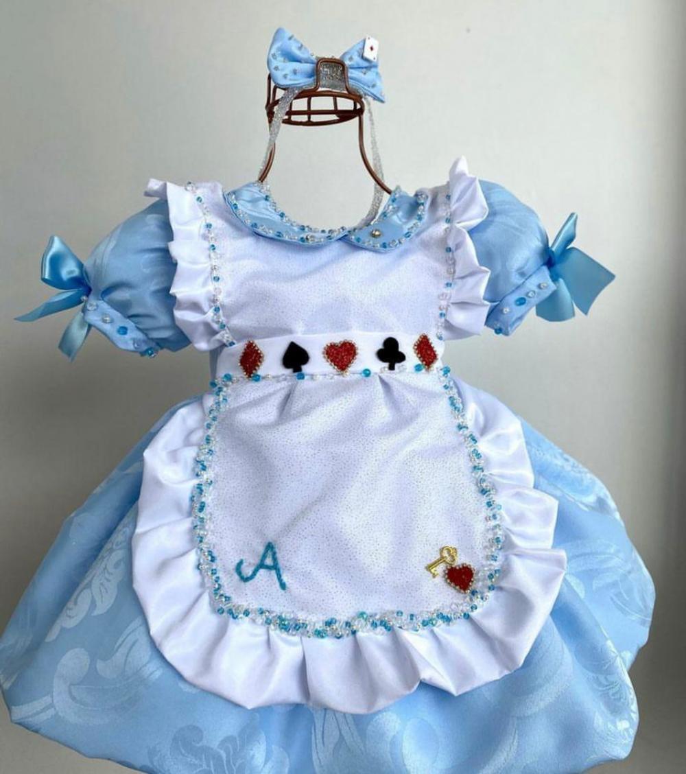Vestido Alice no Pais das Maravilhas Luxo