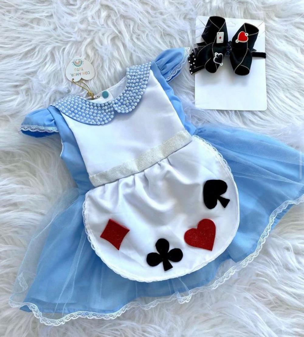 Vestido Alice no País das Maravilhas