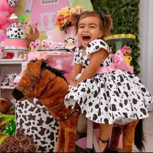 Vestido Temático Infantil Fazendinha Rosa