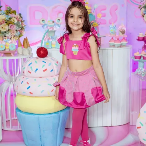 Fantasia Confeitaria Luxo