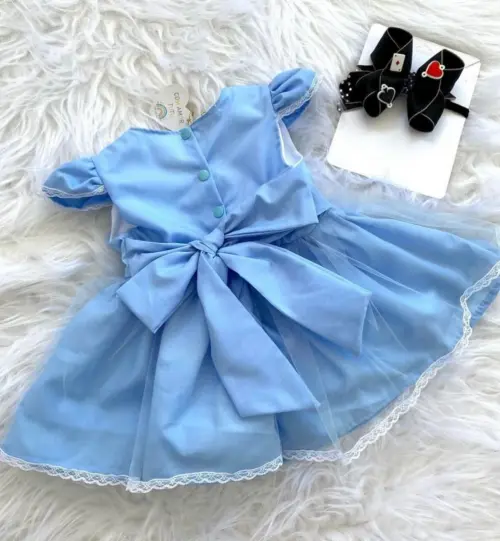 Vestido Alice no País das Maravilhas