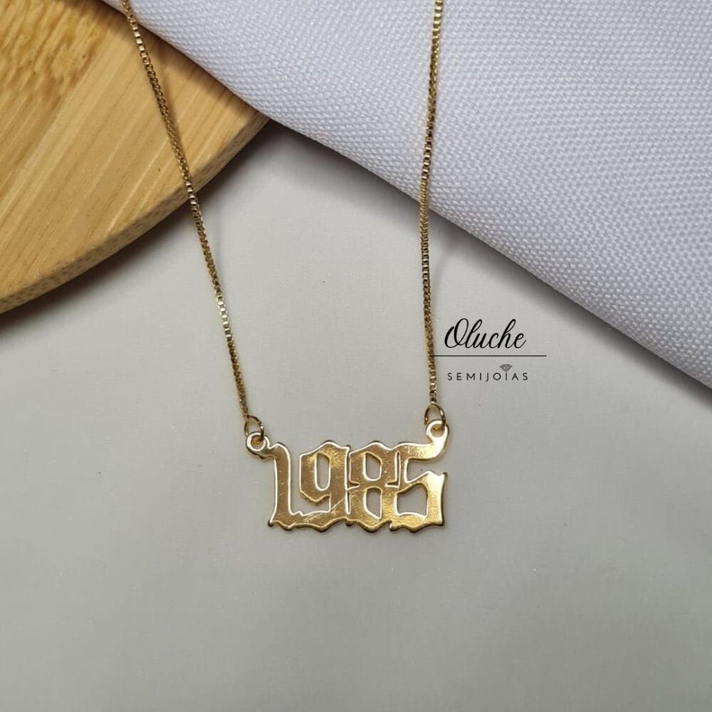 COLAR ANO DE NASCIMENTO EM BANHO DE OURO 18K