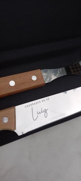 Kit Faca e Garfo Churrasco Personalizado com Estojo
