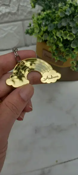 Chaveiro Arco-íris em Acrílico Espelhado Dourado