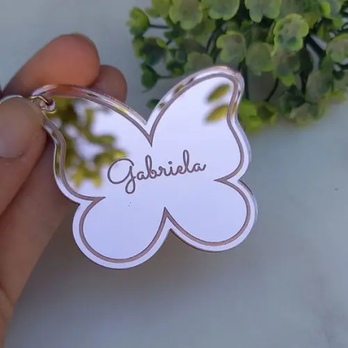 Chaveiro Borboleta em Acrílico Espelhado Rosa