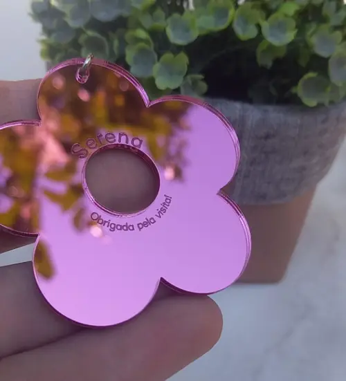 Chaveiro Flor em Acrílico Espelhado Pink