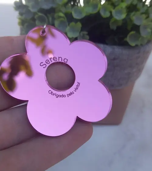 Chaveiro Flor em Acrílico Espelhado Pink