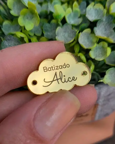 Etiqueta em Acrílico Dourado | Nuvem 2,5cm