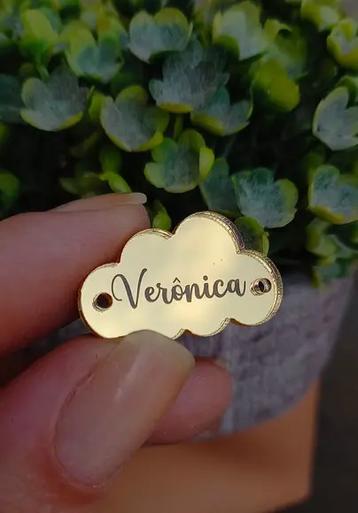 Etiqueta em Acrílico Dourado | Nuvem 2,5cm