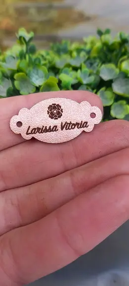Etiqueta Personalizada em Couro Sintético | 3x1,5cm