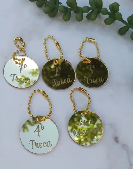 Kit Plaquinhas Troca e Saída Maternidade em Acrílico Dourado