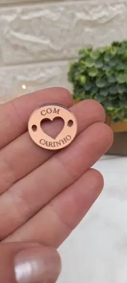 Mini Tag / Etiqueta Redonda Coração Acrílico Personalizado