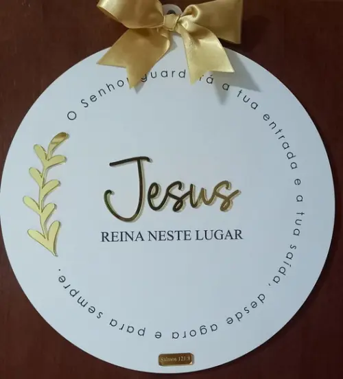 Placa Religiosa Porta de Entrada - Jesus Reina Neste Lugar