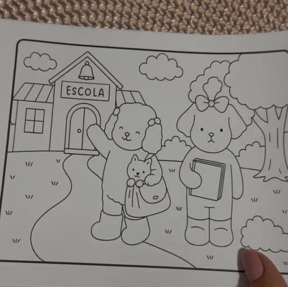Bobbie Goods Volta as Aulas Livro de Colorir