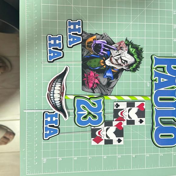 Topo de Bolo Coringa Cartas