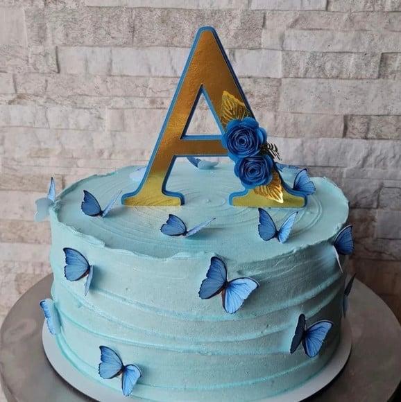 Topo de Bolo Letra Inicial com Borboletas Azul