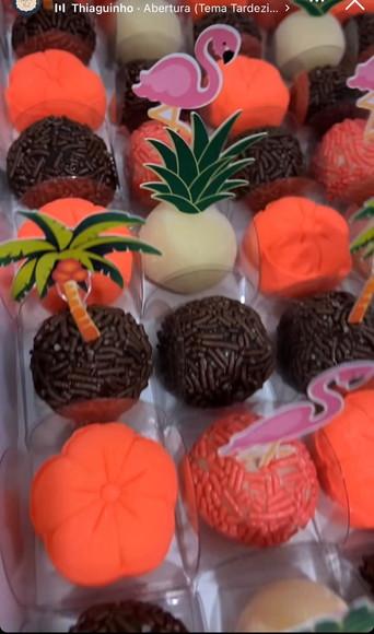 Topper Docinho Tropical Flamingo