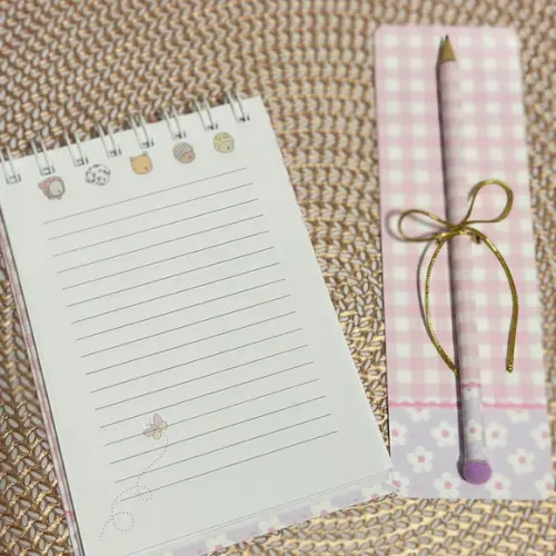 Bloquinho de Anotações A6 Bobbie Goods + Lápis