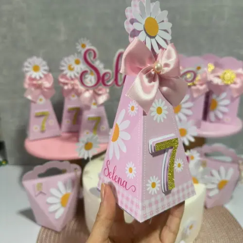 Kit Personalizados Margaridas 30 Peças