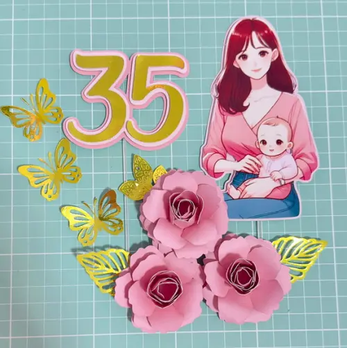 Topo de Bolo Mãe com Bebê e Flores