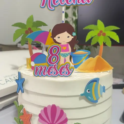 Topo de Bolo Menina na Praia Pool Party