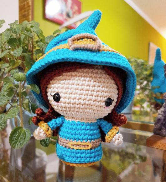 Bruxinha em Amigurumi