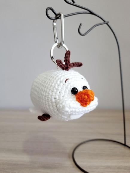 Chaveiro Olaf em Amigurumi