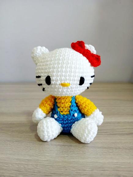 Hello Kitty Amigurumi