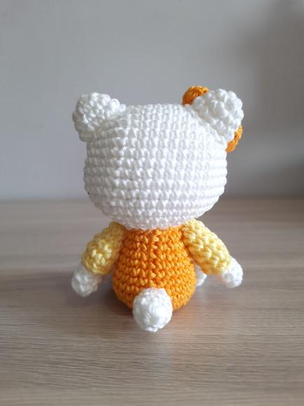 Hello Kitty Amigurumi