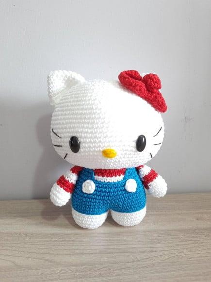 Hello Kitty Amigurumi