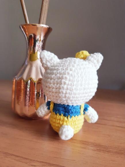 Hello Kitty Amigurumi