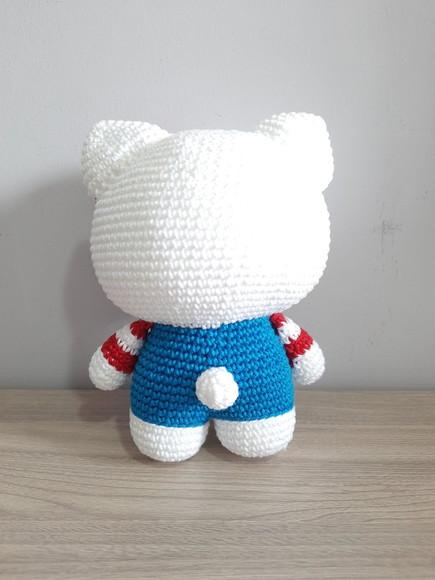 Hello Kitty Amigurumi