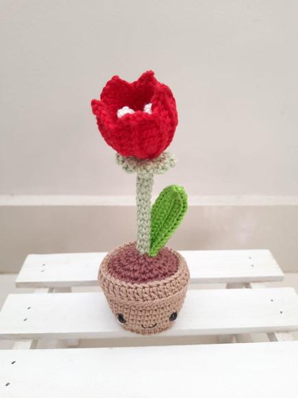 Vaso de Tulipa Amigurumi