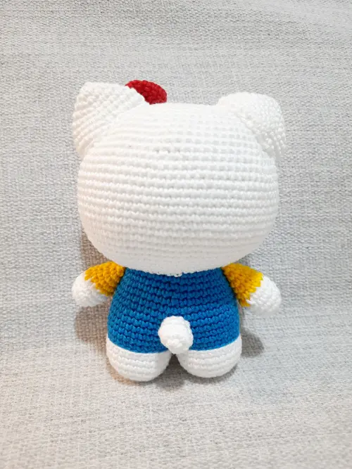 Hello Kitty Amigurumi